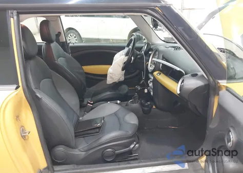 2008 Mini Cooper Clubman из США, поврежденный, VIN WMWML33528TN67402